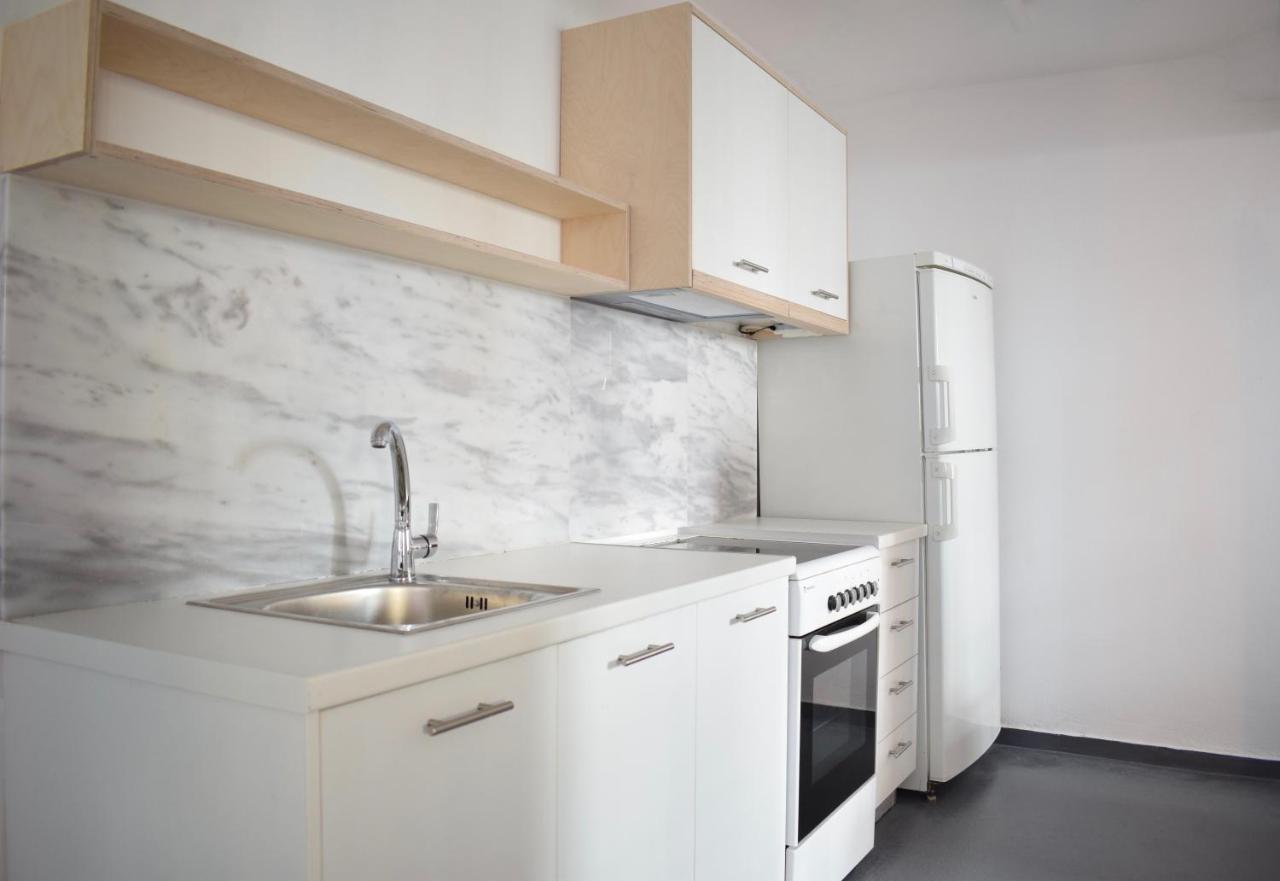 Stylish, Basement Studio With Roof Top Access - Ep9B Atenas Exterior foto